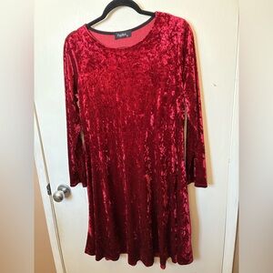 Papillon Blanc Velvet Magenta Cocktail Top